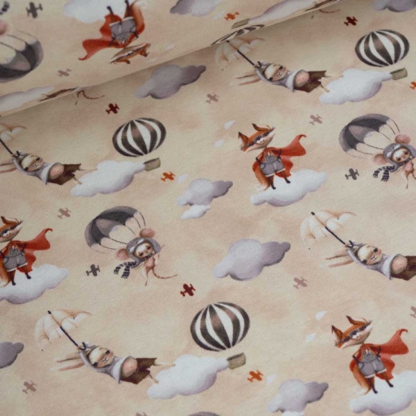 Alpensweat fliegende Tiere hellbeige