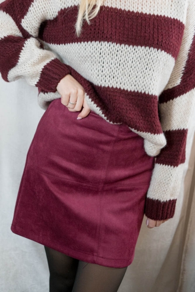 Rock aus Wildlederimitat bordeaux