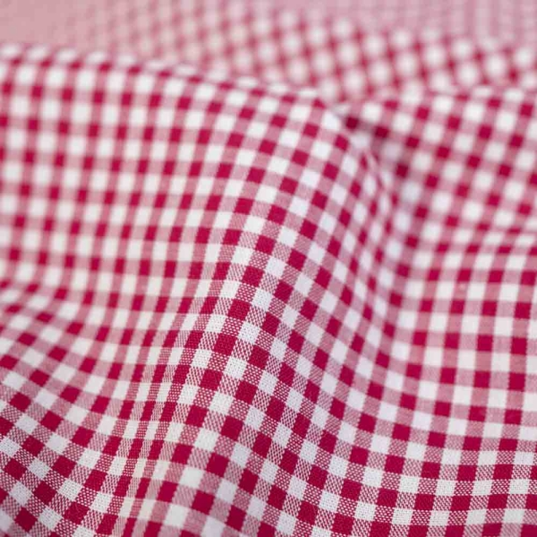 Edle Baumwoll Popeline Karo klein 3mm pink-beere