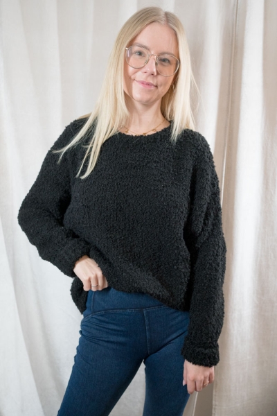 Bouclé Pullover Bea schwarz
