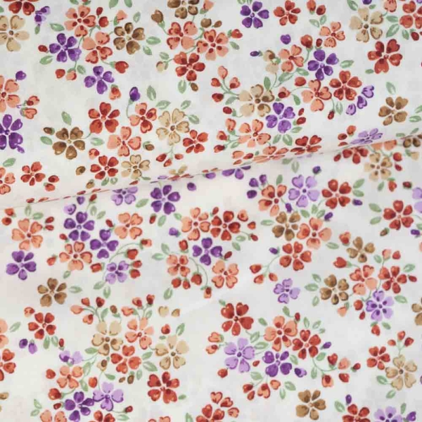 Baumwoll Popeline Berry Blooms weiß