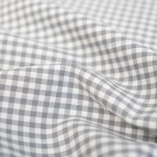 Edle Baumwoll Popeline Karo klein 3mm hellgrau