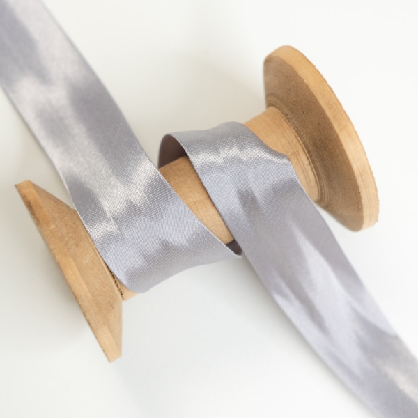 Satin Schrägband 20mm hellgrau