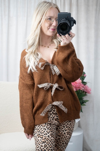 Cardigan Leo Schleifen chocolate