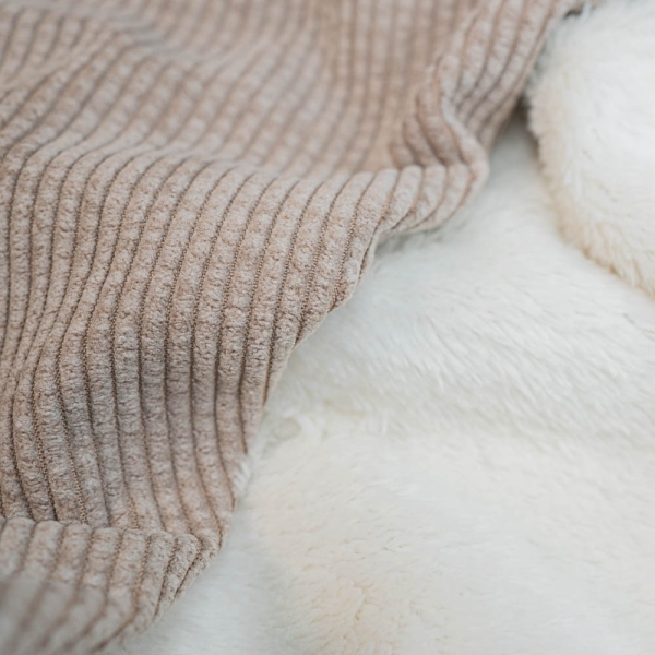 Breitcord Doubleface Teddy Innenseite beige