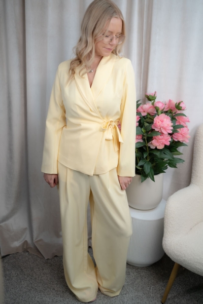 Wickelblazer pastellgelb