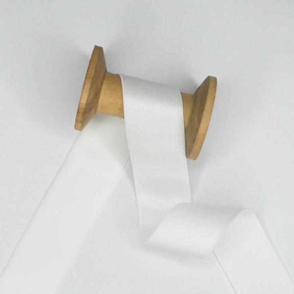 Satin Gummiband Deluxe weiß