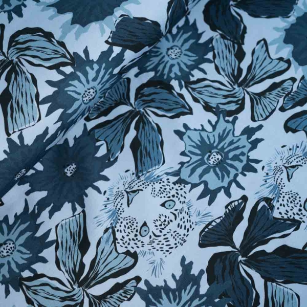 Baumwolljersey Flowers & Leo jeansblau