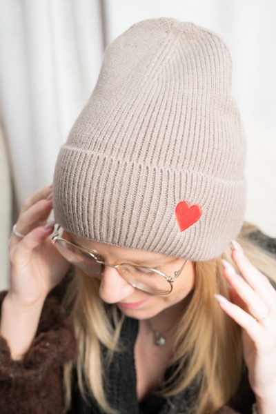 Strickmütze Herz taupe
