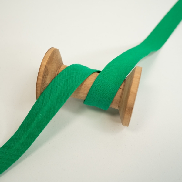 Elastisches Schrägband vorgefalzt grün
