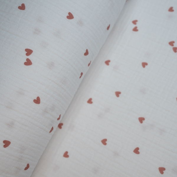Musselin Double Gauze Herzen weiß-altrosa