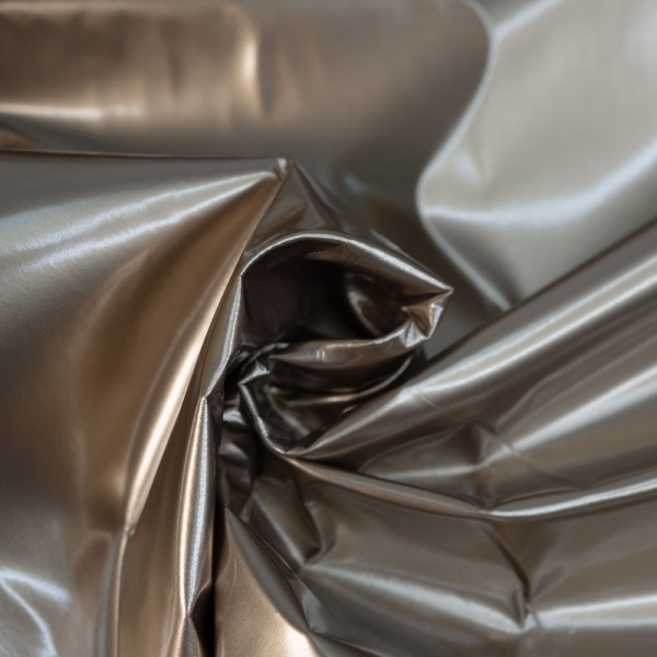 Lackleder Imitat gold