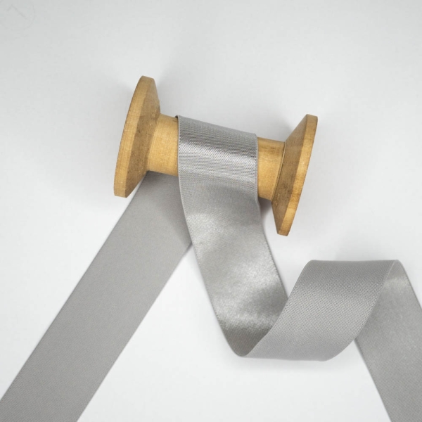 Satin Gummiband Deluxe silber