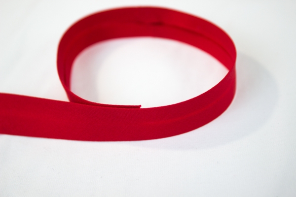 Elastisches Schrägband vorgefalzt rot